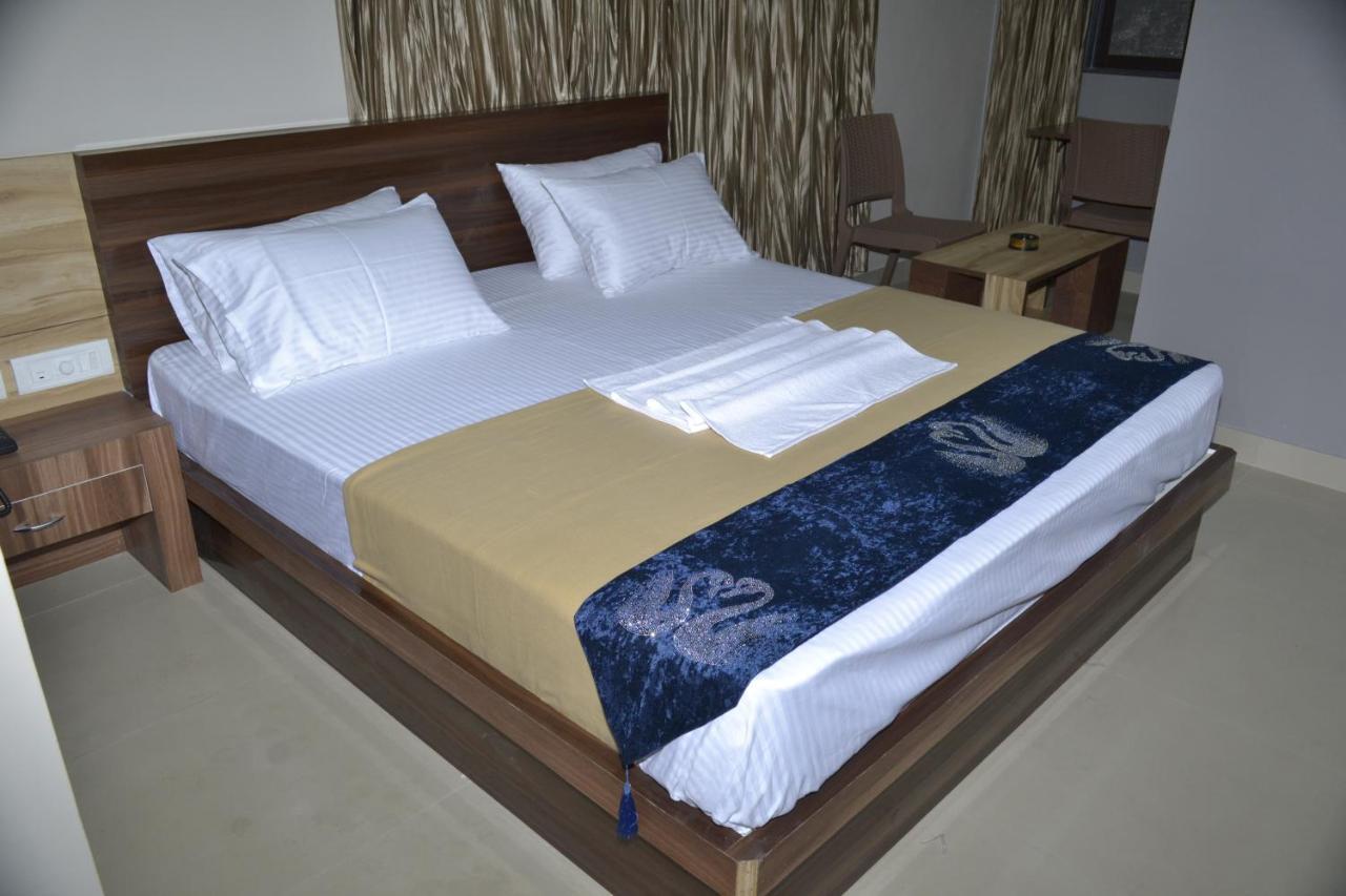 Hotel Saarang Forever Bangalore Ngoại thất bức ảnh